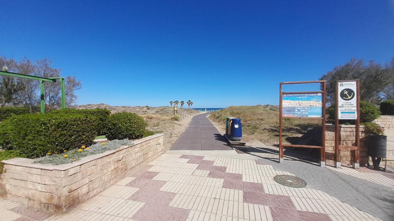 El Faro De Canet Канет-де-Беренгер Экстерьер фото