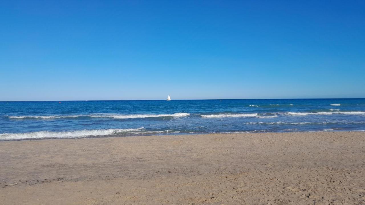 El Faro De Canet Канет-де-Беренгер Экстерьер фото