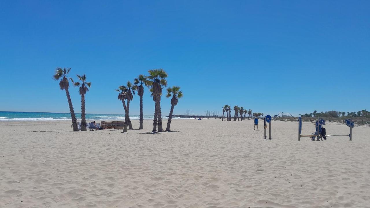El Faro De Canet Канет-де-Беренгер Экстерьер фото